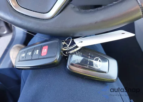 2024 Toyota Camry Se z USA, uszkodzony, nr VIN 4T1T11AK0RU879064